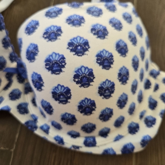 GAP love by Gap live-in pretty demi blue floral Patterned bra sz 34C - Picture 2 of 7